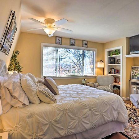 Lake Arrowhead Studio With Private Hot Tub! エクステリア 写真