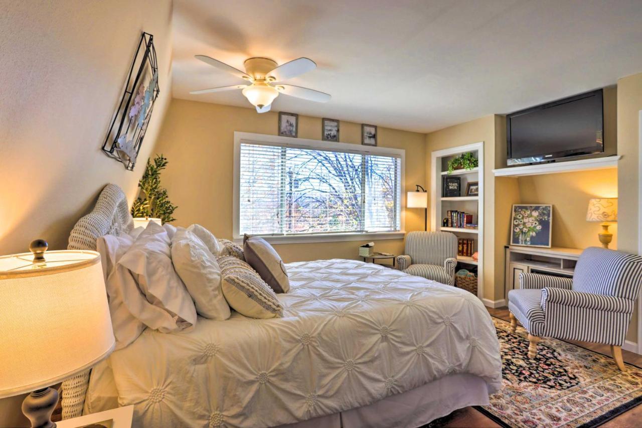 Lake Arrowhead Studio With Private Hot Tub! エクステリア 写真