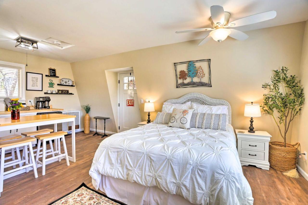 Lake Arrowhead Studio With Private Hot Tub! エクステリア 写真