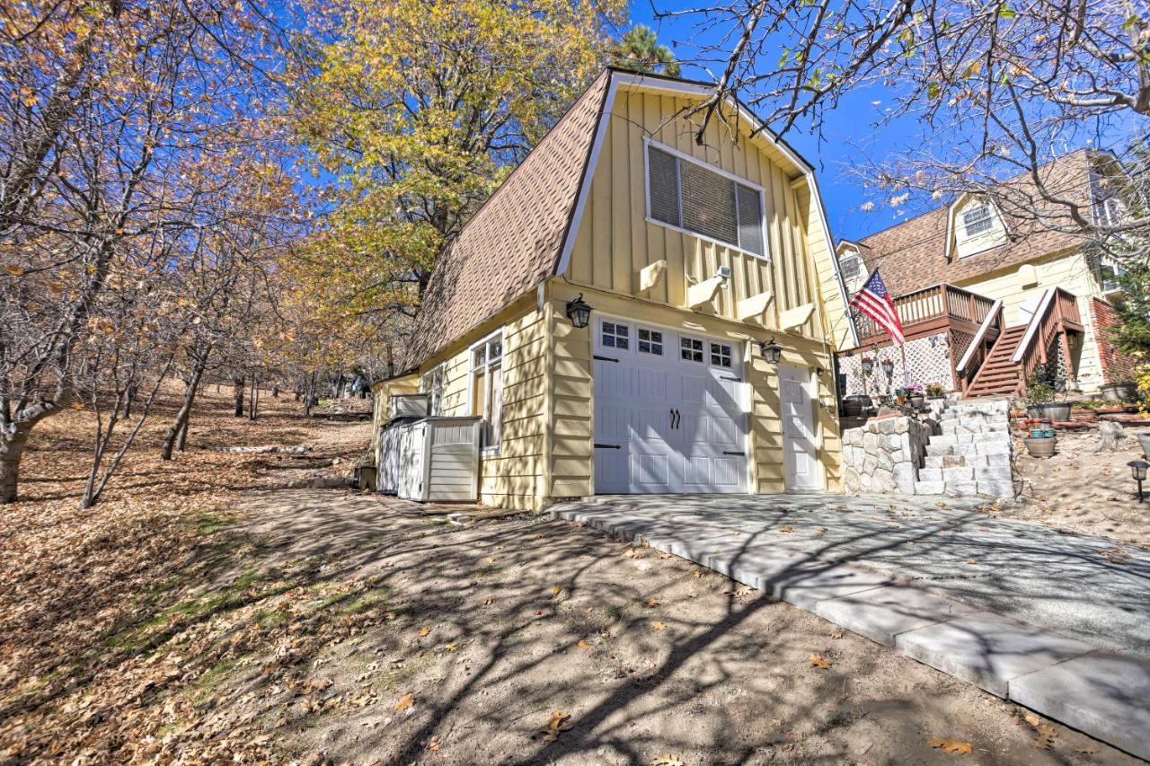 Lake Arrowhead Studio With Private Hot Tub! エクステリア 写真